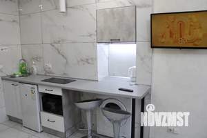 Студия квартира, посуточно, 18м2, 1/3 этаж