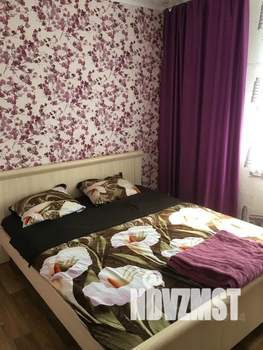 2-к квартира, посуточно, 60м2, 3/5 этаж