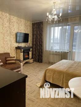 Студия квартира, посуточно, 35м2, 3/16 этаж