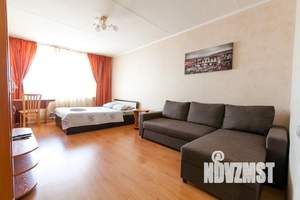 1-к квартира, посуточно, 39м2, 10/14 этаж