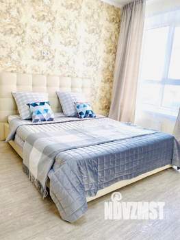 1-к квартира, посуточно, 49м2, 1/1 этаж