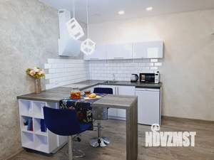 2-к квартира, посуточно, 40м2, 7/17 этаж