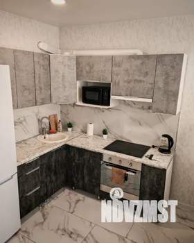 1-к квартира, посуточно, 42м2, 7/20 этаж