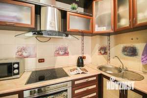 2-к квартира, посуточно, 42м2, 1/1 этаж