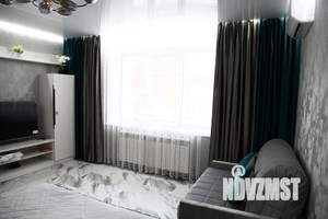 1-к квартира, посуточно, 35м2, 1/10 этаж