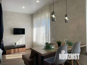 Студия квартира, посуточно, 35м2, 11/17 этаж