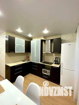 1-к квартира, посуточно, 40м2, 3/12 этаж