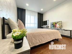 1-к квартира, посуточно, 42м2, 1/1 этаж