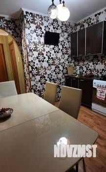 1-к квартира, посуточно, 37м2, 8/9 этаж