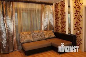 1-к квартира, посуточно, 37м2, 1/1 этаж