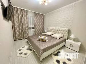 2-к квартира, посуточно, 46м2, 8/16 этаж