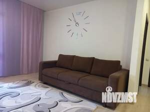 1-к квартира, посуточно, 42м2, 13/17 этаж