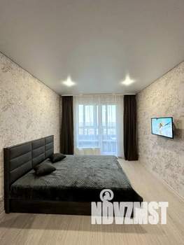 Студия квартира, посуточно, 30м2, 11/17 этаж