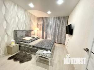 2-к квартира, посуточно, 45м2, 14/23 этаж