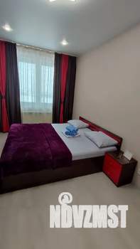 1-к квартира, посуточно, 40м2, 20/25 этаж