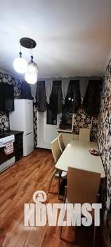 Студия квартира, посуточно, 40м2, 8/9 этаж