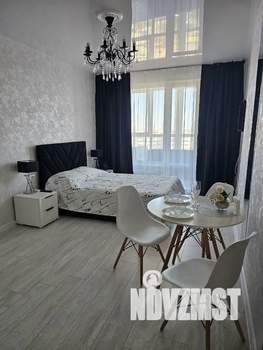 Студия квартира, посуточно, 30м2, 13/16 этаж