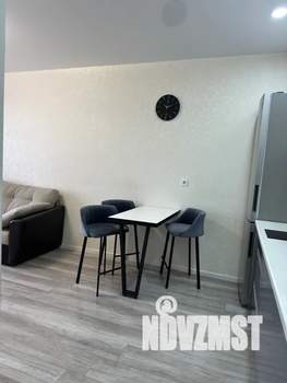 1-к квартира, посуточно, 40м2, 13/16 этаж