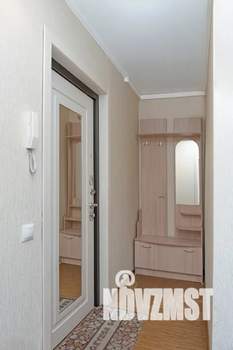 1-к квартира, посуточно, 38м2, 1/10 этаж