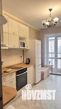 1-к квартира, посуточно, 37м2, 5/8 этаж