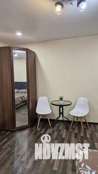 1-к квартира, посуточно, 38м2, 7/10 этаж