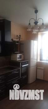 2-к квартира, посуточно, 49м2, 13/16 этаж