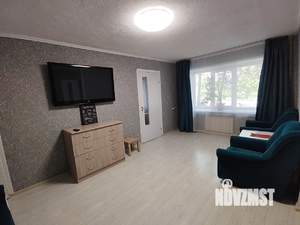 3-к квартира, посуточно, 46м2, 1/5 этаж