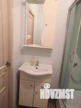 Студия квартира, посуточно, 27м2, 1/10 этаж