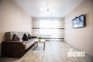 2-к квартира, посуточно, 44м2, 1/1 этаж