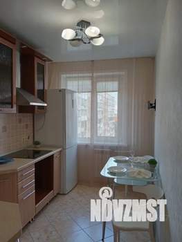 2-к квартира, посуточно, 40м2, 7/10 этаж