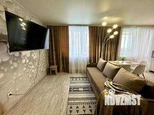 1-к квартира, посуточно, 44м2, 11/16 этаж