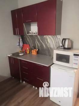 Студия квартира, посуточно, 27м2, 1/10 этаж