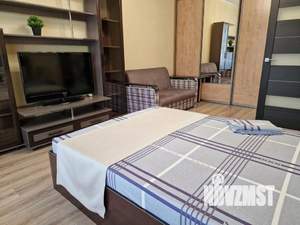 1-к квартира, посуточно, 32м2, 1/1 этаж