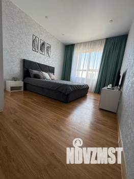 1-к квартира, посуточно, 42м2, 7/17 этаж