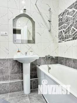 Студия квартира, посуточно, 27м2, 5/10 этаж