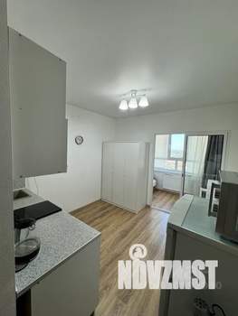 Студия квартира, посуточно, 19м2, 17/18 этаж