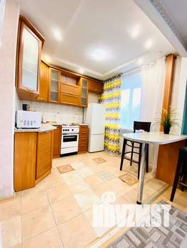 1-к квартира, посуточно, 32м2, 3/5 этаж