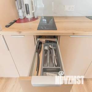 Студия квартира, посуточно, 30м2, 4/7 этаж