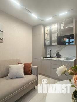 1-к квартира, посуточно, 42м2, 19/24 этаж