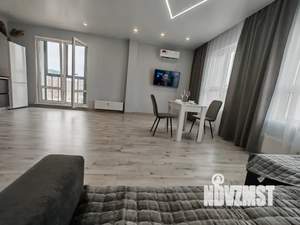 1-к квартира, посуточно, 60м2, 13/18 этаж