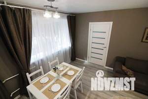 2-к квартира, посуточно, 45м2, 1/5 этаж