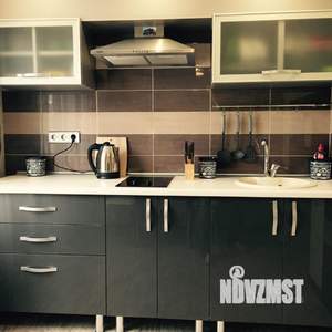 2-к квартира, посуточно, 50м2, 1/1 этаж