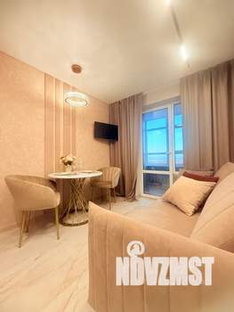 1-к квартира, посуточно, 42м2, 19/24 этаж