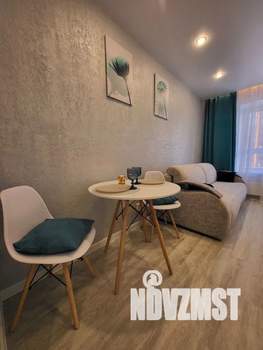 1-к квартира, посуточно, 38м2, 3/10 этаж