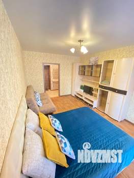 1-к квартира, посуточно, 35м2, 4/9 этаж
