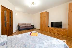 1-к квартира, посуточно, 42м2, 3/24 этаж