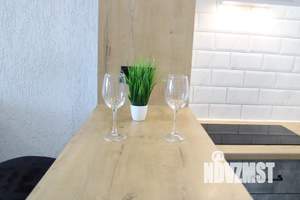 Студия квартира, посуточно, 27м2, 11/16 этаж