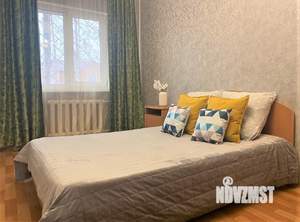 2-к квартира, посуточно, 45м2, 1/5 этаж