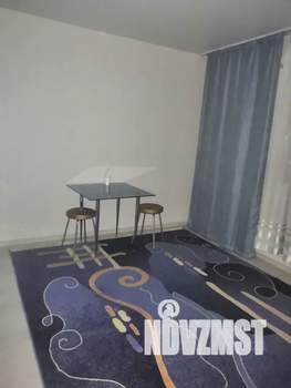 Студия квартира, посуточно, 40м2, 8/10 этаж