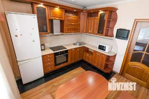 1-к квартира, посуточно, 42м2, 3/24 этаж